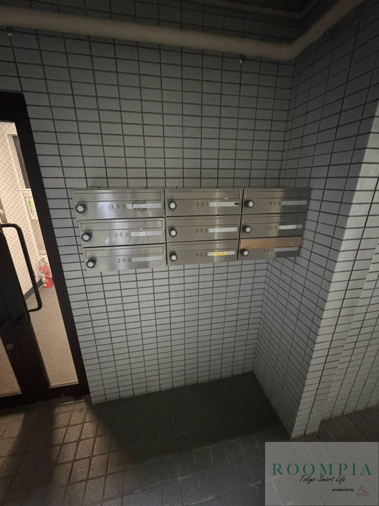 エントランス　エントランス