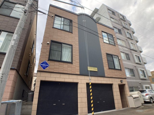 建物外観　札幌市中央区南１０条西「プログレス中島」