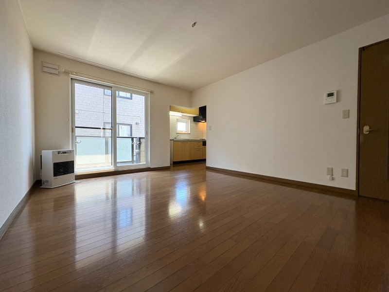 居室・リビング　広くてキレイなお部屋が広がっていて、充実した生活が送れそう。