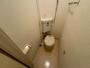 トイレ　こちらはトイレです。清潔感があり、安心して使用できます。