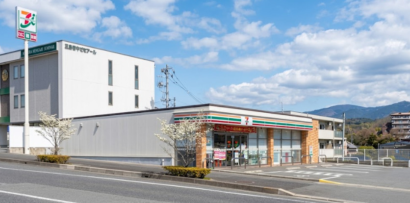 コンビニ　セブンイレブン 三島壱町田店（コンビニ）まで104m