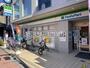 コンビニ　ファミリーマート 高円寺あづま通り店（コンビニ）まで172m