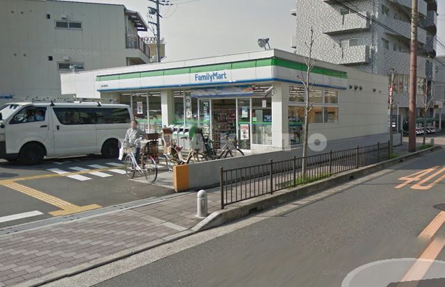 コンビニ　ファミリーマート　豊中長興寺店（コンビニ）まで413m