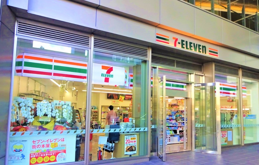 コンビニ　セブンイレブン大崎ブライトコア店（コンビニ）まで75m