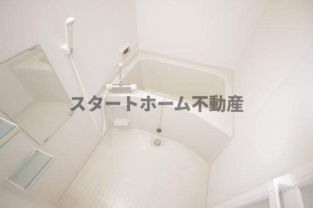 バス・シャワールーム　お風呂です