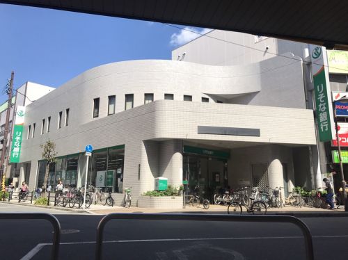 銀行　りそな銀行上新庄支店（銀行）まで440m
