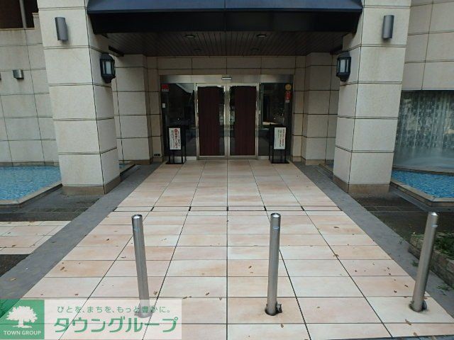 エントランス　エントランス