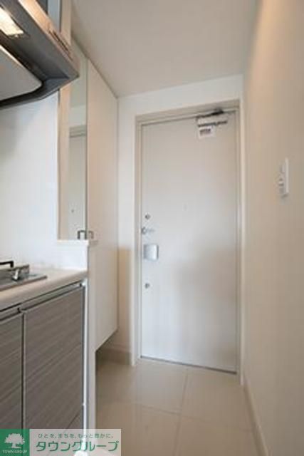 玄関　※写真は同タイプ住戸です。