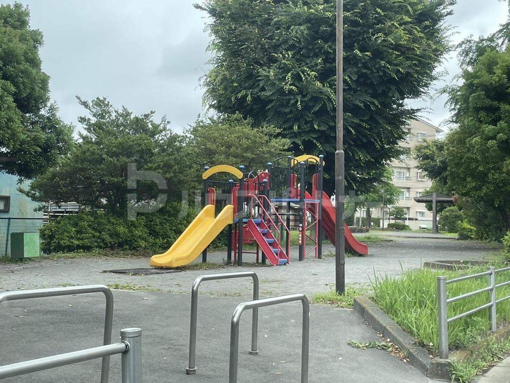 公園　西第2公園（公園）まで370m