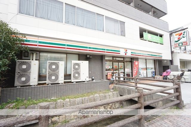 コンビニ　セブン－イレブン茨木宮元町店（コンビニ）まで33m