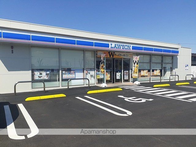 コンビニ　ローソン取手青柳店（コンビニ）まで670m