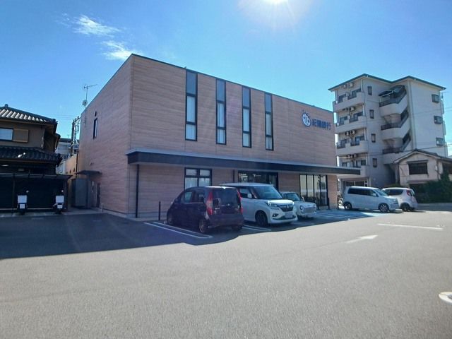 銀行　紀陽銀行　松江支店様（銀行）まで550m