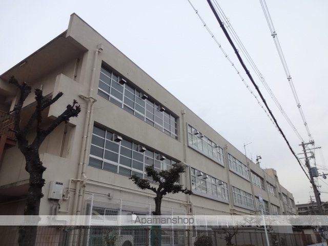 小学校　荒川小学校（小学校）まで244m