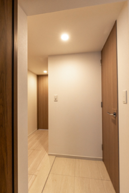 玄関　※写真は同タイプ住戸です。