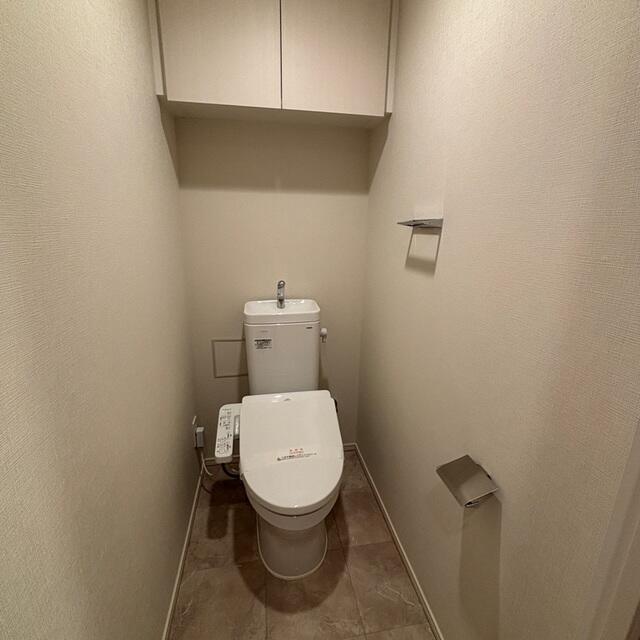 トイレ　※写真は同タイプ住戸です。