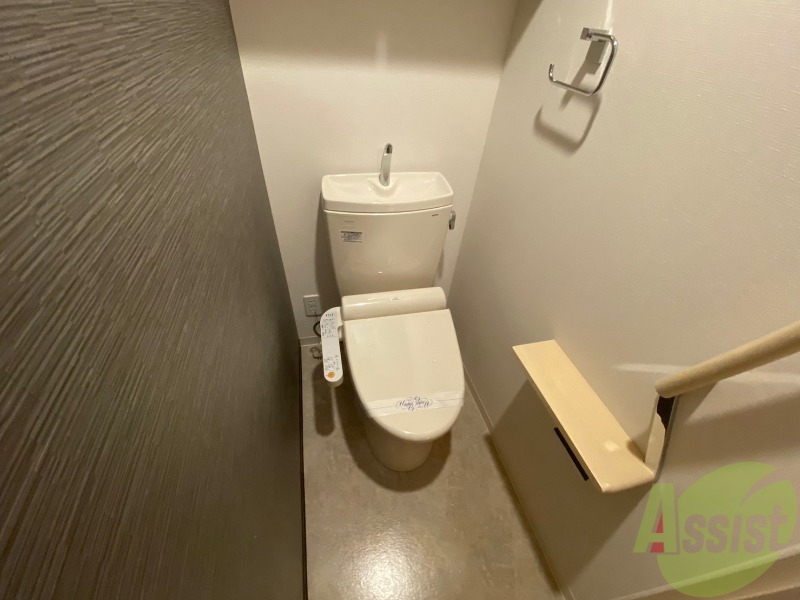 トイレ　ウォシュレット機能がついたトイレ。安心して使用できますね。