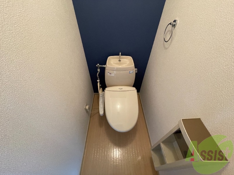 トイレ　トイレはウォシュレット機能付き。シャワートイレは日本の宝。