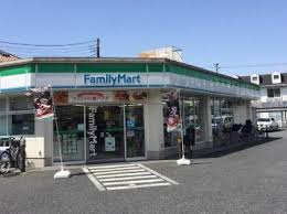 コンビニ　ファミリーマート 南大泉三丁目店（コンビニ）まで1105m