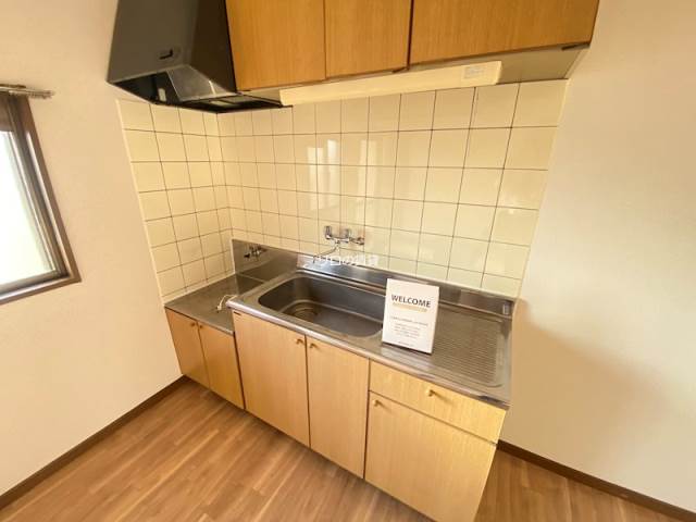 キッチン　同建物別部屋
