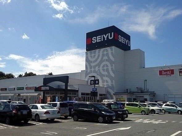 ショッピングセンター　西友東松山店（ショッピングセンター）まで850m