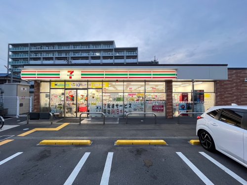 コンビニ　セブンイレブン 尼崎西昆陽2丁目店（コンビニ）まで432m