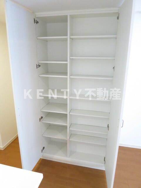 その他設備　小物を収納するのに便利です