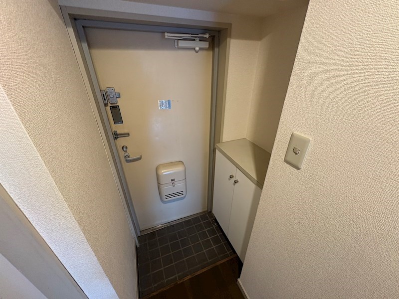 玄関　別部屋参考写真