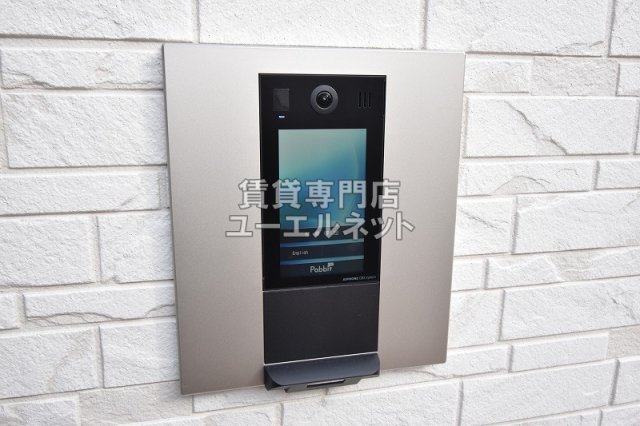 エントランス　オートロック完備