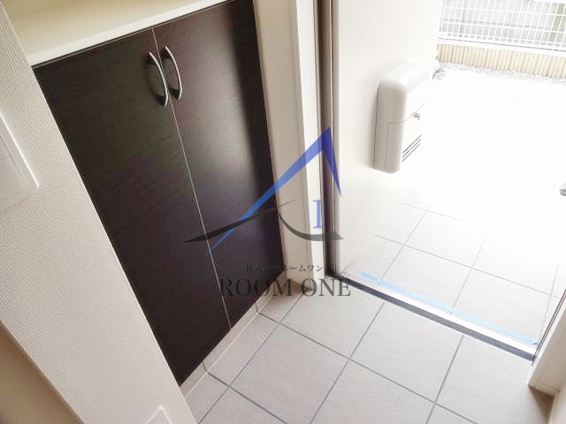 玄関　玄関です。