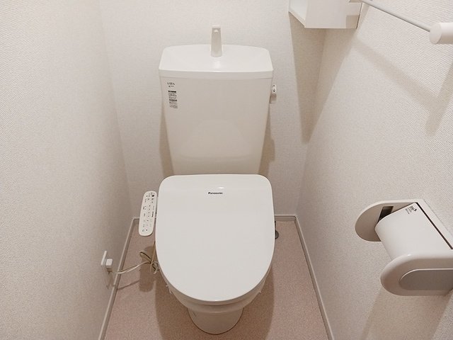 トイレ　ゆったりとした空間のトイレです