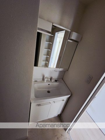 クリスタルライトハウスの内装写真
