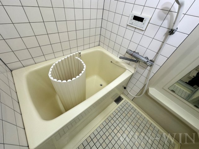 バス・シャワールーム　イメージ（同建物内別部屋の写真です）
