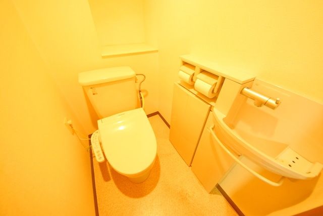 トイレ　別部屋参考写真