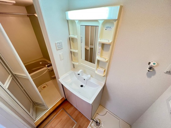洗面設備　※別部屋の写真です