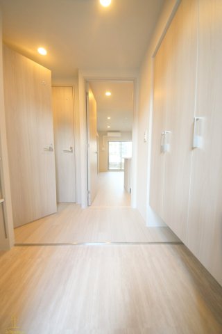 ミラージュパレス新梅田Cieloの玄関写真