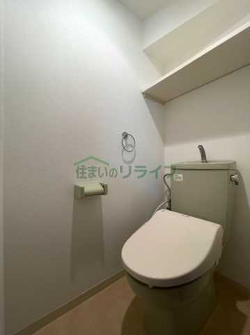 京王井の頭線 神泉駅 徒歩8分 14階建 築26年のトイレ写真