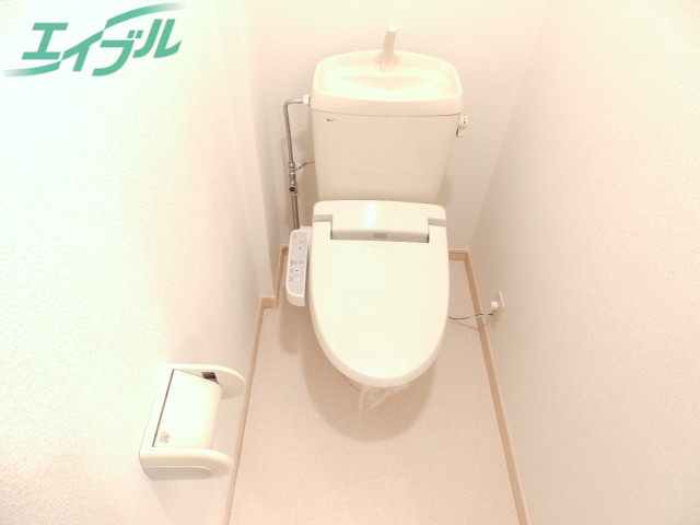 トイレ　同型参考写真