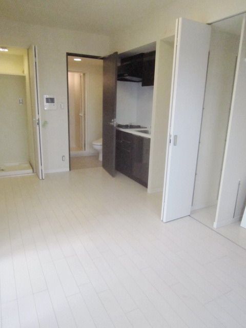 居室・リビング　※別部屋参考写真