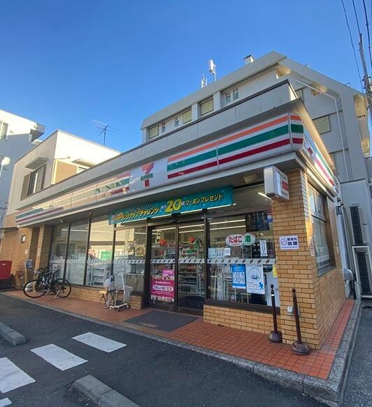 コンビニ　セブンイレブン 世田谷赤堤2丁目店（コンビニ）まで17m