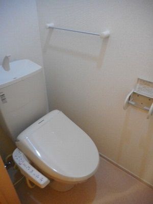 ニューグレイスのトイレ写真