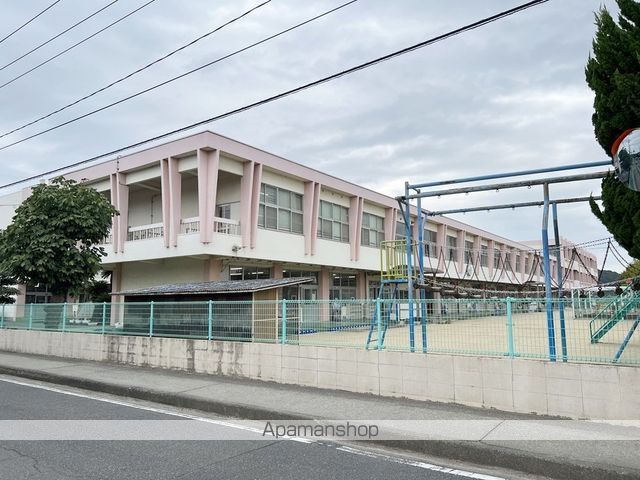 小学校　瀬戸内市立邑久小学校（小学校）まで441m