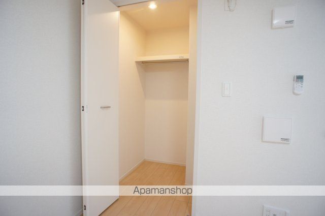 近鉄橿原線 近鉄郡山駅 徒歩6分 3階建 築11年の内装写真