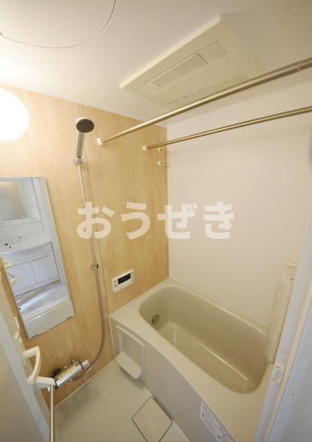 ＪＲ京浜東北線 港南台駅 徒歩10分 2階建 築39年の風呂写真