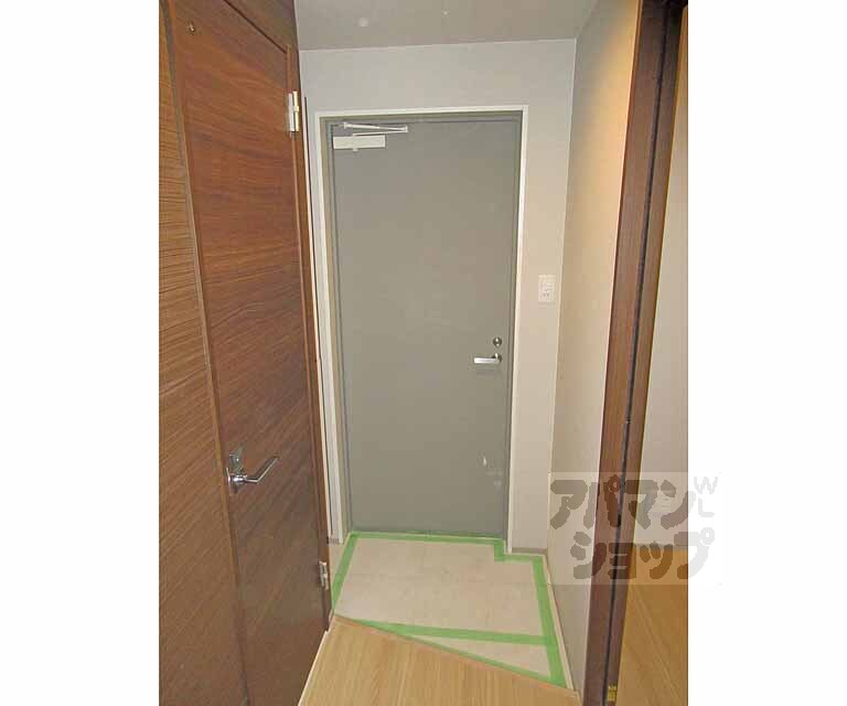 LATTICE HIGASHINO annexの玄関写真