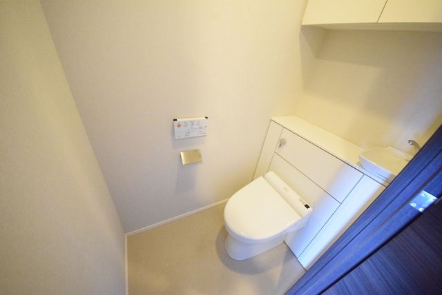 ＪＲ東海道本線 茅ケ崎駅 徒歩4分 14階建 築14年のトイレ写真