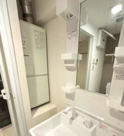 洗面設備　別部屋の画像を使用しております。