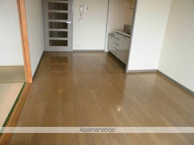 エクセル三国ヶ丘の居間写真