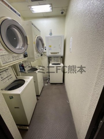 熊本市電健軍線 辛島町駅 徒歩10分 10階建 築38年の外観写真