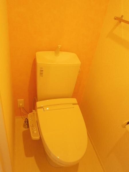 ルーム ケースリー A棟のトイレ写真
