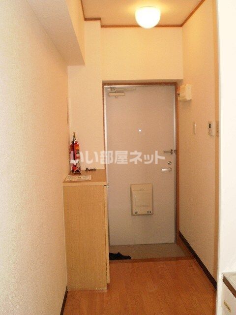 エレガンスゆいの玄関写真